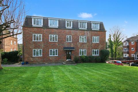 undefined, Craigmount, Radlett WD7