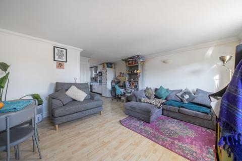 2 bedroom flat for sale, Swindon SN1