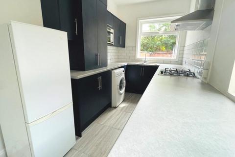 5 bedroom terraced house for sale, Northfield Road, Stoke, CV1