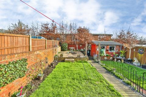 2 bedroom terraced house for sale, Queens Road North, Eastwood, Nottingham