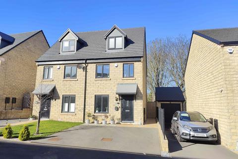 3 bedroom semi-detached house for sale, Brooke Avenue, Hipperholme HX3