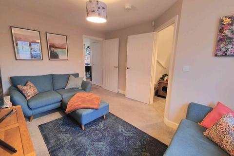 3 bedroom semi-detached house for sale, Brooke Avenue, Hipperholme HX3