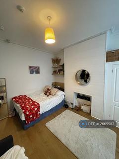 1 bedroom in a house share to rent, Sackville Road Gfr, Hove, BN3