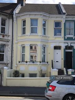 1 bedroom in a house share to rent, Sackville Road Gfr, Hove, BN3