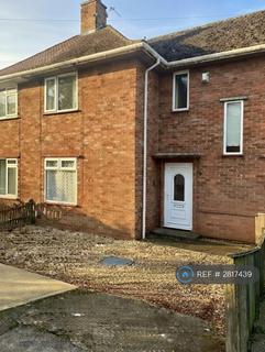 4 bedroom terraced house to rent, Crummock Road, Norwich, NR5