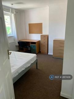 4 bedroom terraced house to rent, Crummock Road, Norwich, NR5
