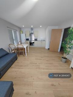 2 bedroom flat to rent, Delta Point, Salford, M3