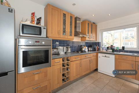 undefined, Garrick Close, London, SW18