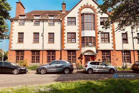 2 bedroom flat to rent, Wanstead, London, E11
