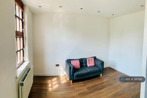 2 bedroom flat to rent, Wanstead, London, E11