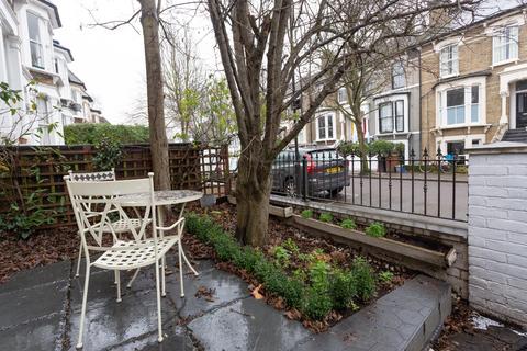 4 bedroom end of terrace house for sale, Brooke Road, London, N16