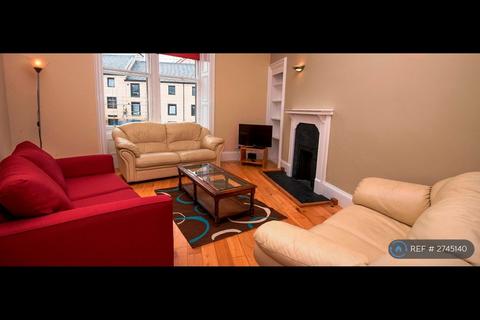 undefined, Crighton Place, Edinburgh, EH7