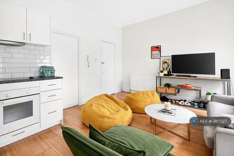 1 bedroom flat to rent, North Gower Street, London, NW1