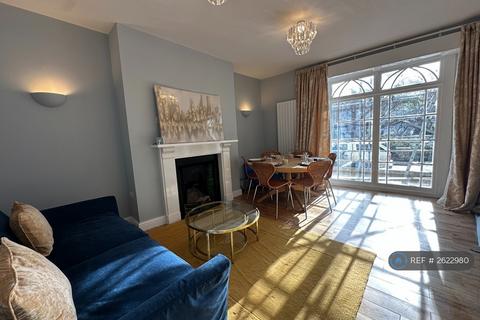 2 bedroom flat to rent, Queens Terrace, Exeter, EX4