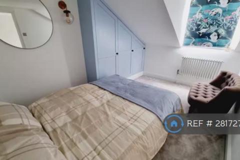 undefined, Trinity Road, London, SW17