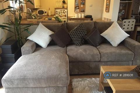 undefined, Town Street, Rodley, Leeds, LS13