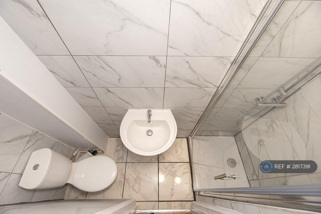 Ensuite Bathroom For Master Bedroom