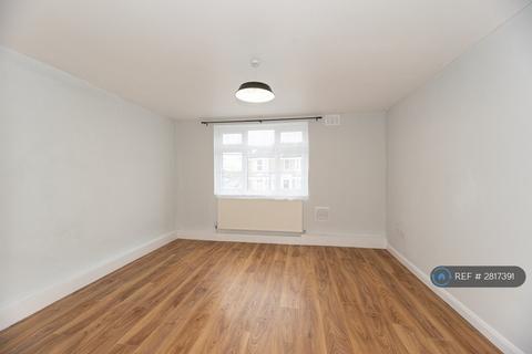 2 bedroom flat to rent, Stanstead Road, London, SE23