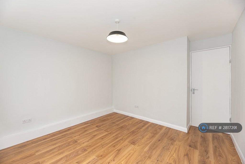 2nd Bedroom - 2nd View