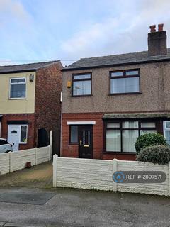 2 bedroom semi-detached house to rent, Highfield Avenue, Wigan, WN1