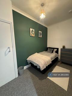 undefined, Torquay, Torquay, TQ2