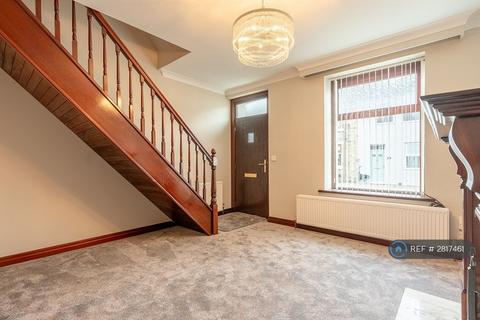 2 bedroom terraced house to rent, Lowerhouse Lane, Burnley, BB12