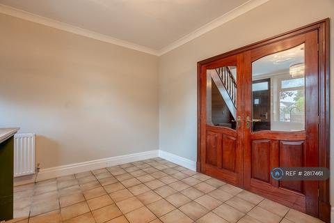 2 bedroom terraced house to rent, Lowerhouse Lane, Burnley, BB12