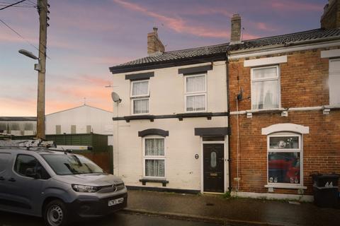 3 bedroom end of terrace house for sale, Albemarle Road, Taunton
