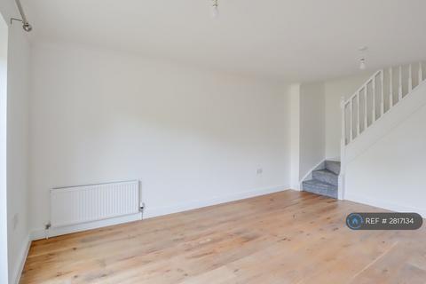 2 bedroom end of terrace house to rent, Stirling Way, Ely, CB6