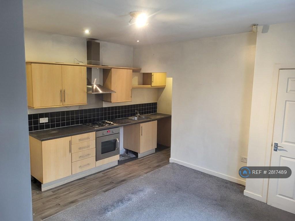 Kitchen / Lounge