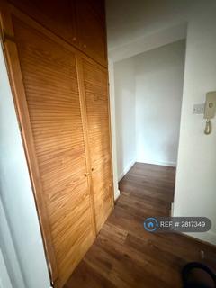 undefined, Duke St, Northampton, NN1
