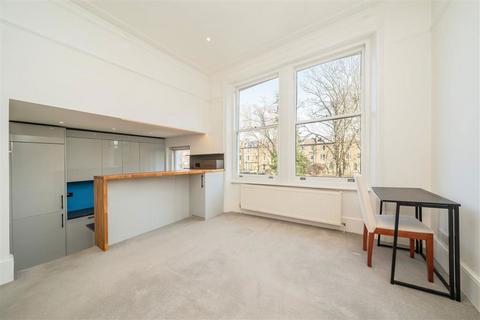 2 bedroom flat to rent, Sinclair Road, London W14
