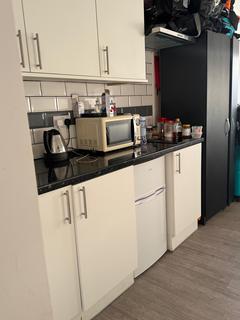 undefined, Lammas Avenue, Mitcham CR4