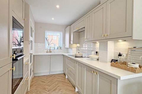 2 bedroom terraced house for sale, Mitchell Street, Wellington TA21