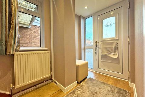 undefined, Belmont Close, TIPTON, DY4 9PL