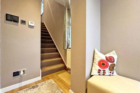 undefined, Belmont Close, TIPTON, DY4 9PL