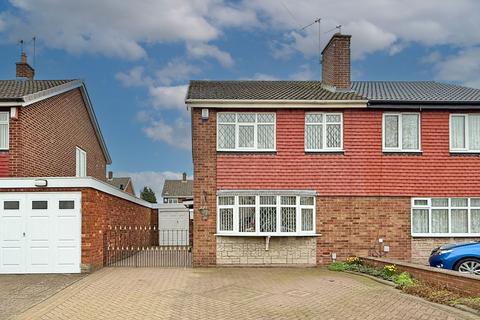 3 bedroom semi-detached house for sale, Mounts Road, Wednesbury