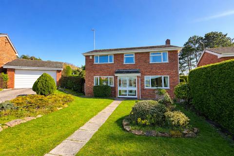 undefined, Carisbrooke Close, Wirral, CH48