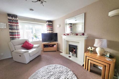3 bedroom end of terrace house for sale, Millersdale Drive, West Bromwich, B71 3PX