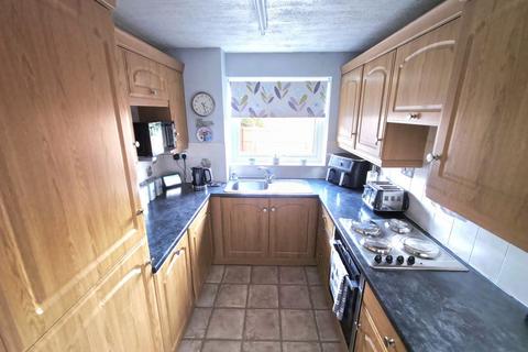 3 bedroom end of terrace house for sale, Millersdale Drive, West Bromwich, B71 3PX