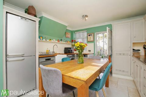 2 bedroom terraced house for sale, Rye Road, Hoddesdon