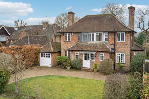 4 bedroom detached house for sale, Elm Close, Farnham Common