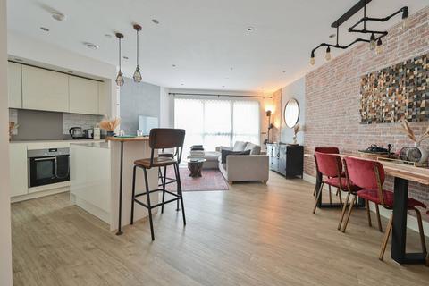 2 bedroom flat for sale, Lyon Road, HA1, Harrow, HA1