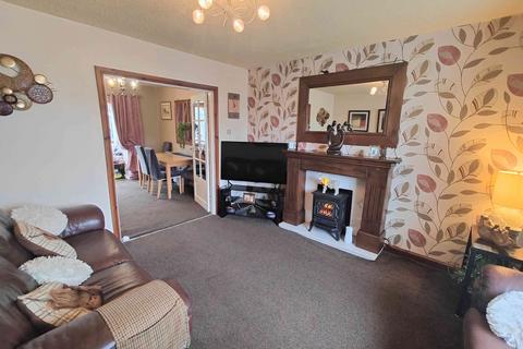 3 bedroom semi-detached house for sale, Overton Drive, Bradford BD6