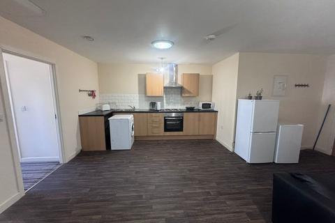 2 bedroom apartment to rent, Broad Lane, Huddersfield