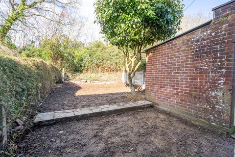 2 bedroom flat for sale, Newlands Lane, Chichester