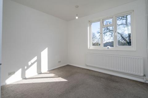 2 bedroom flat for sale, Newlands Lane, Chichester
