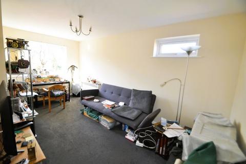 1 bedroom apartment for sale, Percy Gardens, Worcester Park