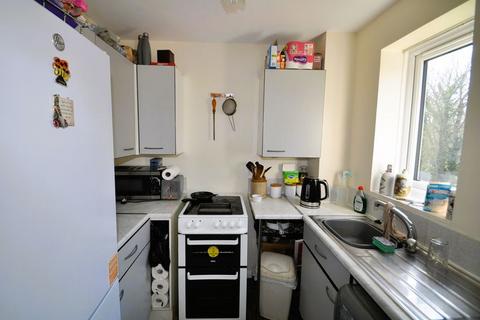 1 bedroom apartment for sale, Percy Gardens, Worcester Park