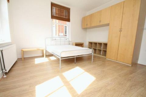 1 bedroom apartment to rent, Great Sutton Street, EC1